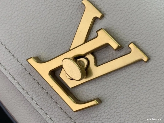 WIS LOUIS LOCKME CHAIN PM VUITTON 1009